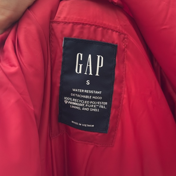 NWOT WOMEN’S GAP PUFFER PARKA SIZE SMALL. SLED RED - Picture 3 of 5